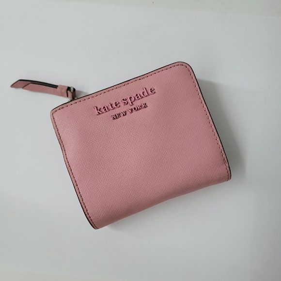 kate spade Handbags - KATE SPADE CAMERON MONOTONE SMALL L ZIP Wallet